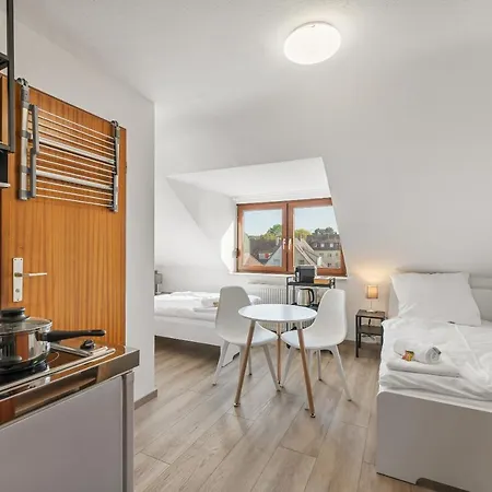 Home2stay Apartmenthaus Kitchen Parking Highspeed Wifi Washroom Heilbronn