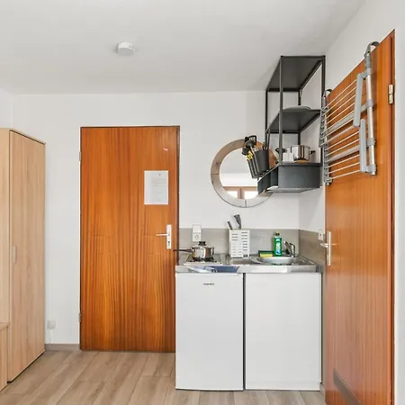 Home2stay Apartmenthaus Kitchen Parking Highspeed Wifi Washroom *