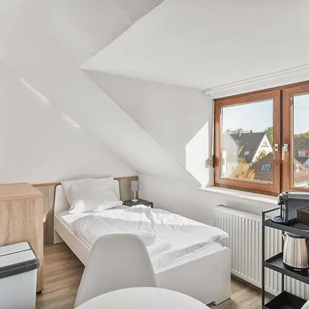 Hotel Home2stay Apartmenthaus Kitchen Parking Highspeed Wifi Washroom *