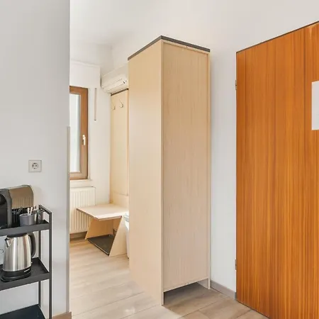 Hotel Home2stay Apartmenthaus Kitchen Parking Highspeed Wifi Washroom