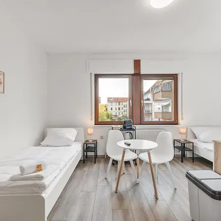 فندق Home2stay Apartmenthaus Kitchen Parking Highspeed Wifi Washroom *