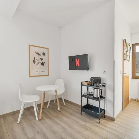 Home2stay Apartmenthaus Kitchen Parking Highspeed Wifi Washroom فندق