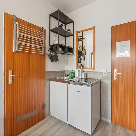 Home2stay Apartmenthaus Kitchen Parking Highspeed Wifi Washroom Hotel *