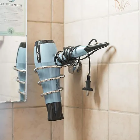 Home2stay Apartmenthaus Kitchen Parking Highspeed Wifi Washroom فندق هايلبرون