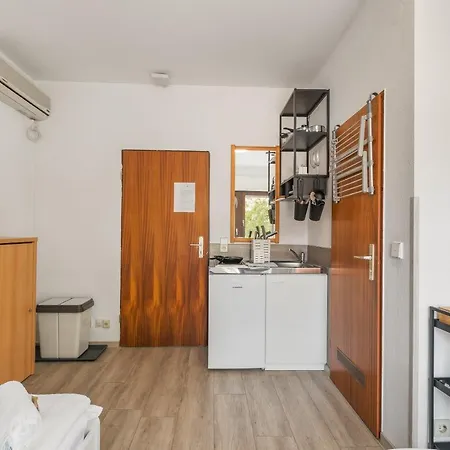 Home2stay Apartmenthaus Kitchen Parking Highspeed Wifi Washroom فندق