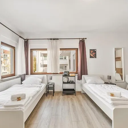 Home2stay Apartmenthaus Kitchen Parking Highspeed Wifi Washroom *