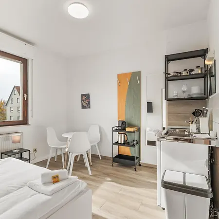 Home2stay Apartmenthaus Kitchen Parking Highspeed Wifi Washroom Heilbronn