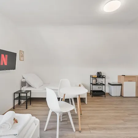 فندق Home2stay Apartmenthaus Kitchen Parking Highspeed Wifi Washroom