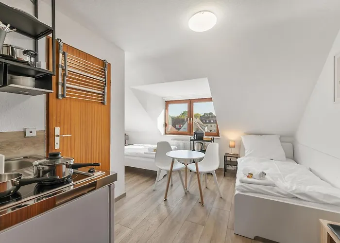 Home2stay Apartmenthaus Kitchen Parking Highspeed Wifi Washroom Heilbronn