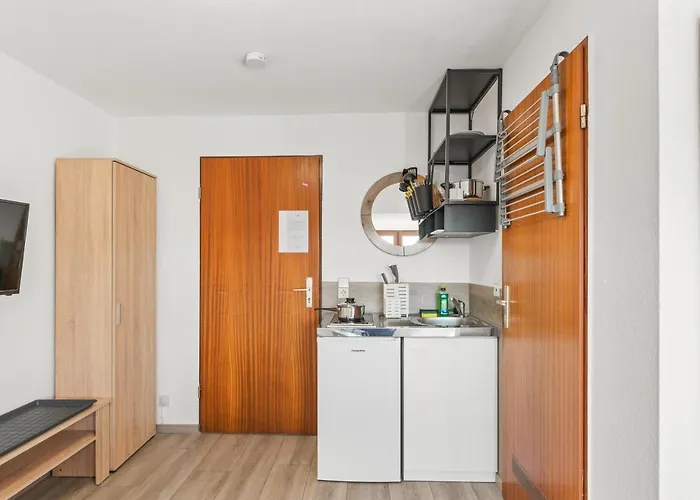 Home2stay Apartmenthaus Kitchen Parking Highspeed Wifi Washroom *