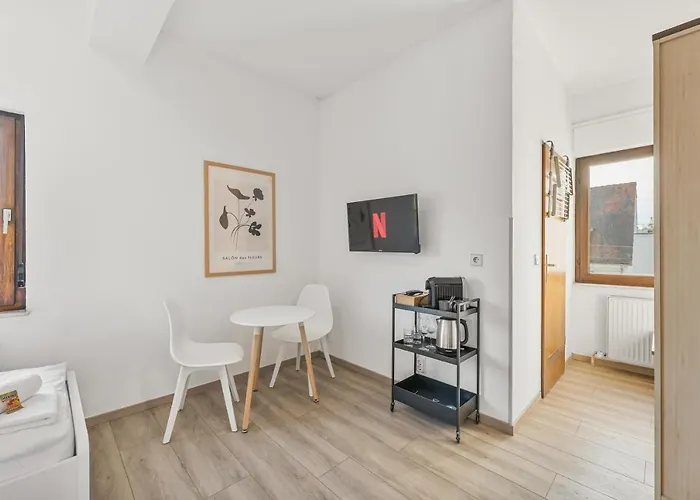 Home2stay Apartmenthaus Kitchen Parking Highspeed Wifi Washroom Hotel