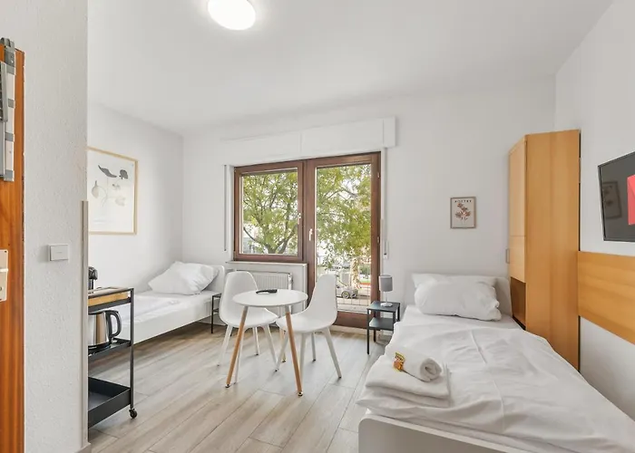 Home2stay Apartmenthaus Kitchen Parking Highspeed Wifi Washroom *