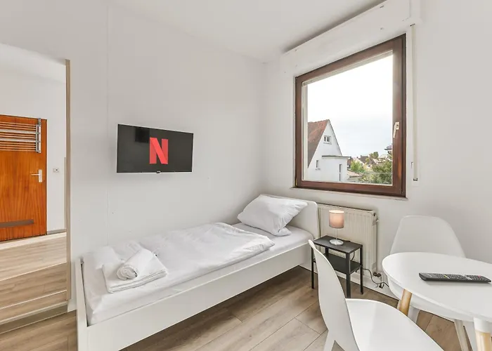 Hotel Home2stay Apartmenthaus Kitchen Parking Highspeed Wifi Washroom *