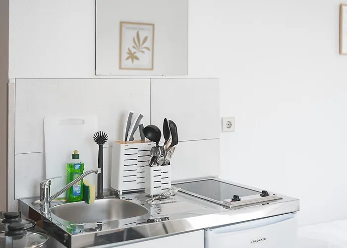 Home2stay Apartmenthaus Kitchen Parking Highspeed Wifi Washroom Hotel *