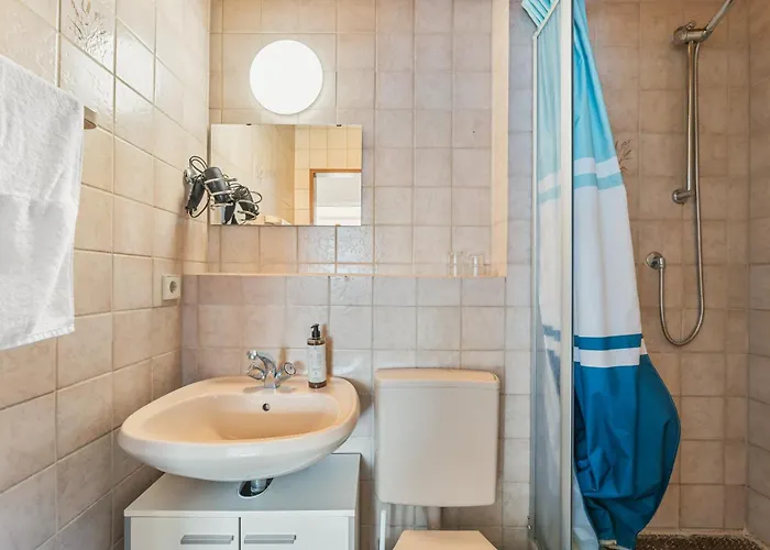 Hotel Home2stay Apartmenthaus Kitchen Parking Highspeed Wifi Washroom